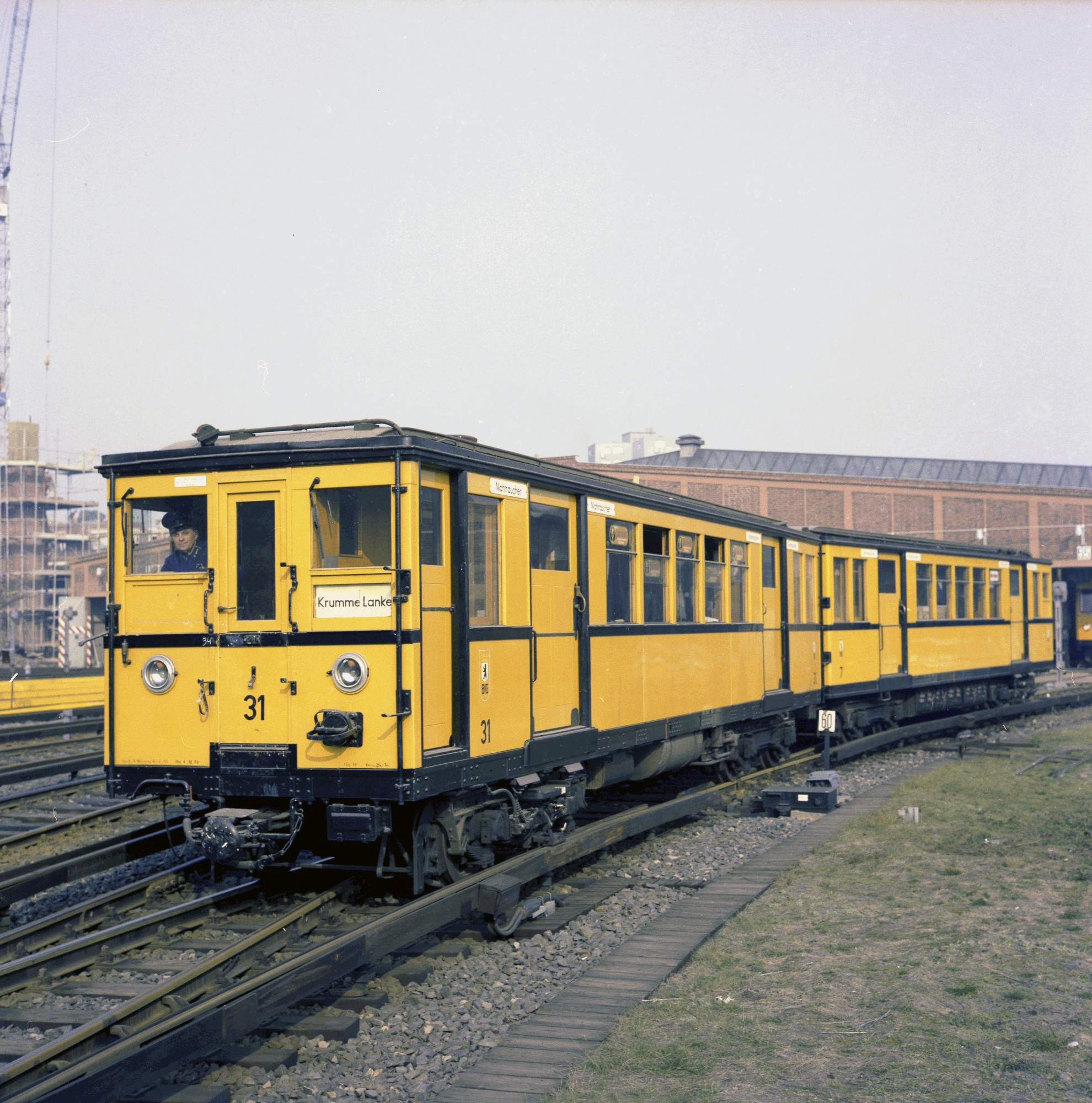 Ein Foto einer U-Bahn der Baureihe A1