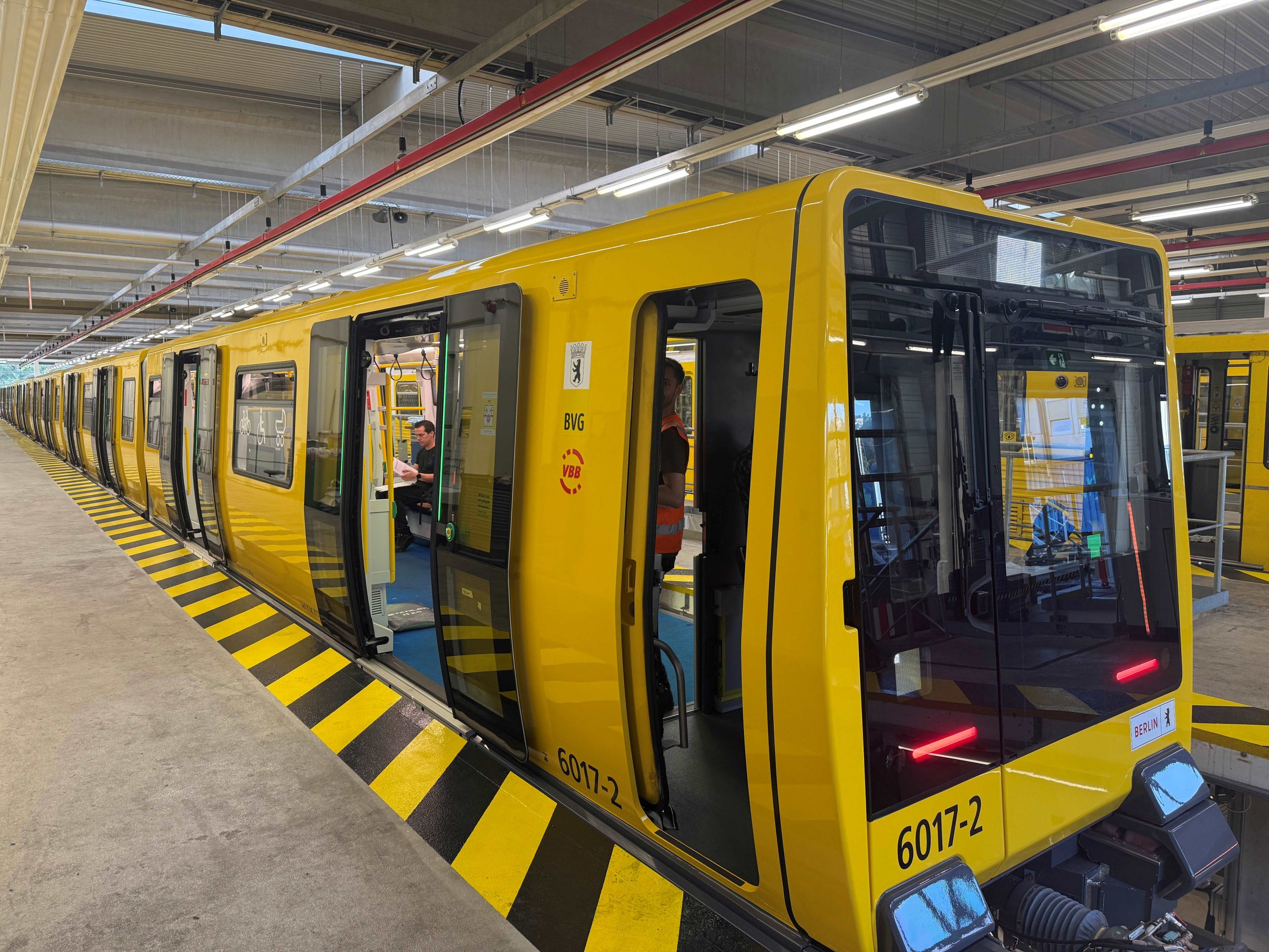 Eine U-Bahn der Baureihe JK.
